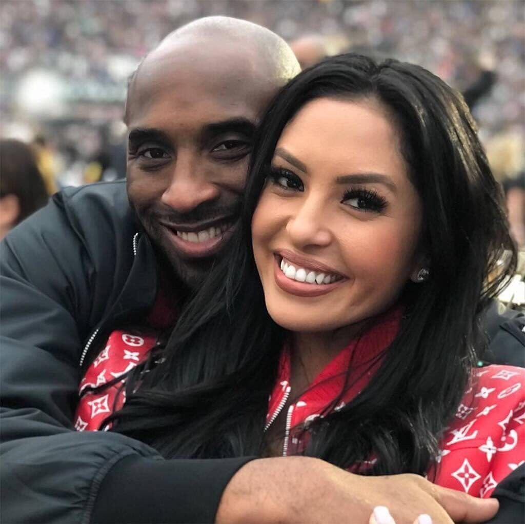 Humbi të bijën dhe bashkëshortin, Vanessa Bryant publikon foton pikëlluese në Instagram!