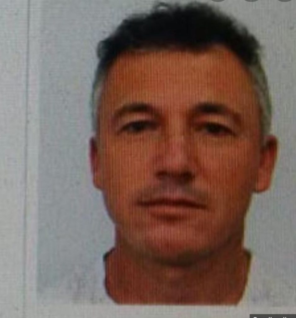 Vrau bashkëshorten në sy të fëmijëve, dalin detajet e krimit horror