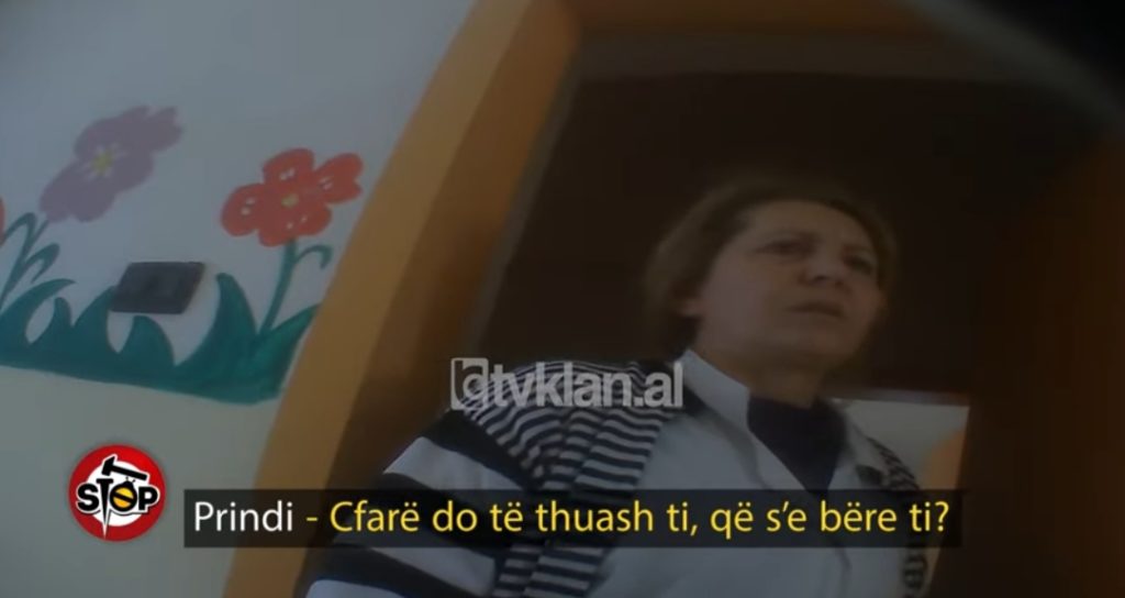Skandal në një çerdhe në Tepelenë, fëmija 2-vjeçar dhunohet nga personeli