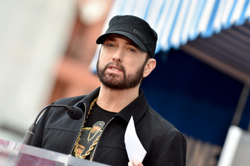Nga hiçi, Eminem performoi në skenën e Oscars dhe iu detyrua publikut një shpjegim!