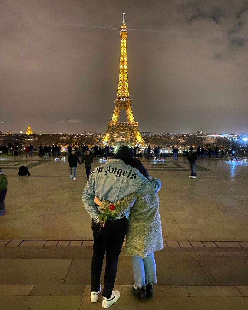 Kënga e shumëpërfolur doli! Capital T në momente romantike me modelen simpatike