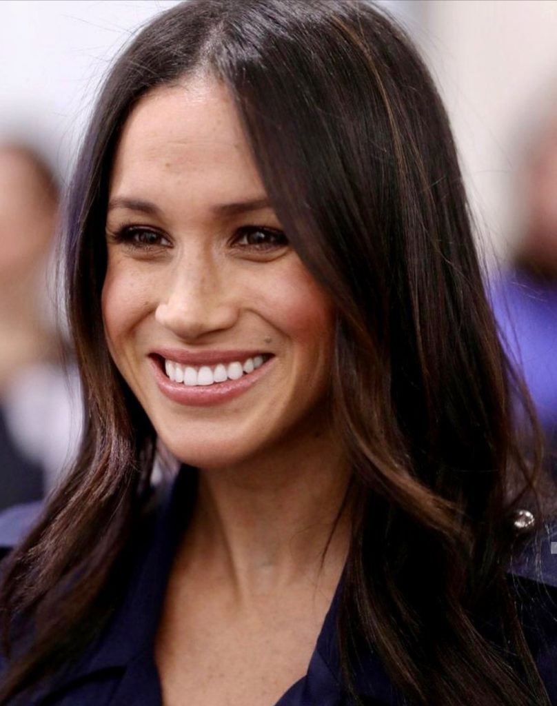 Meghan Markle bën daljen e fundit mbretërore dhe të gjithëve na mbetën sytë tek look-u i saj