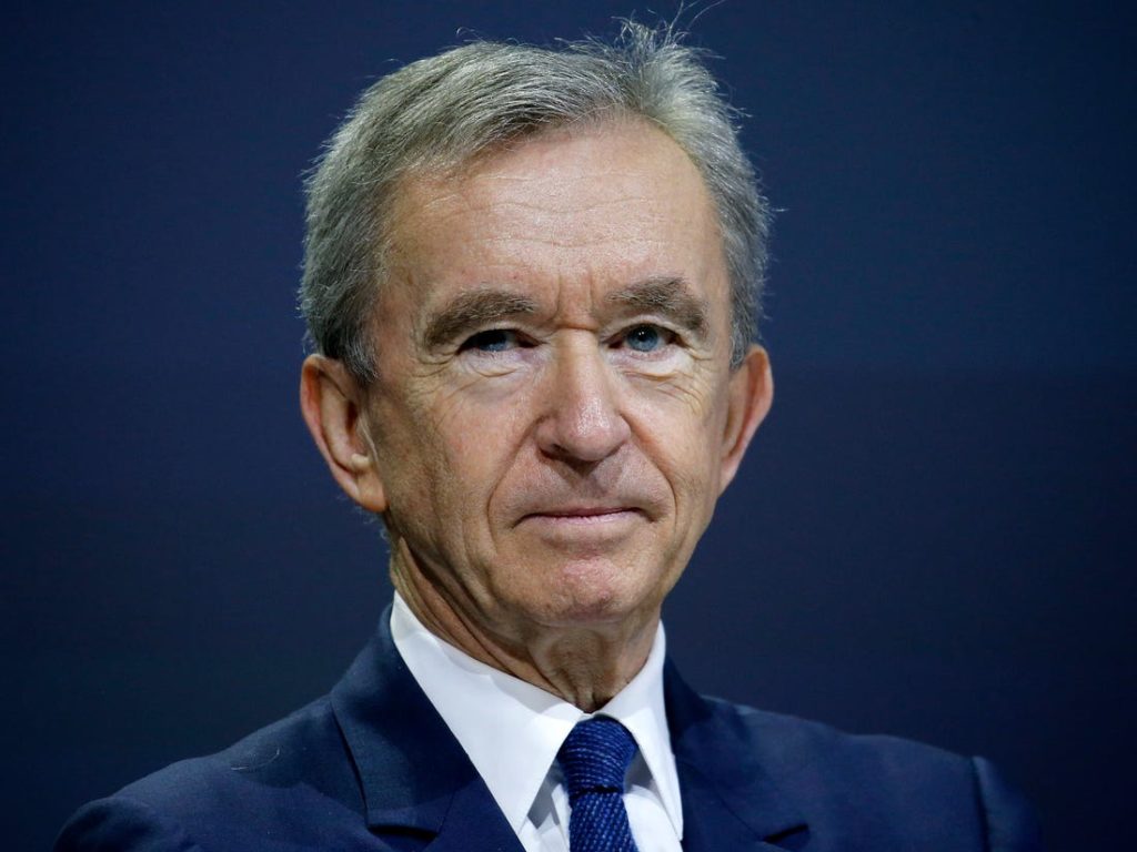 Gjiganti i modës LVMH braktis parfumet dhe nis prodhimin e dezinfektantëve: Do t’i dhurohen qeverisë franceze
