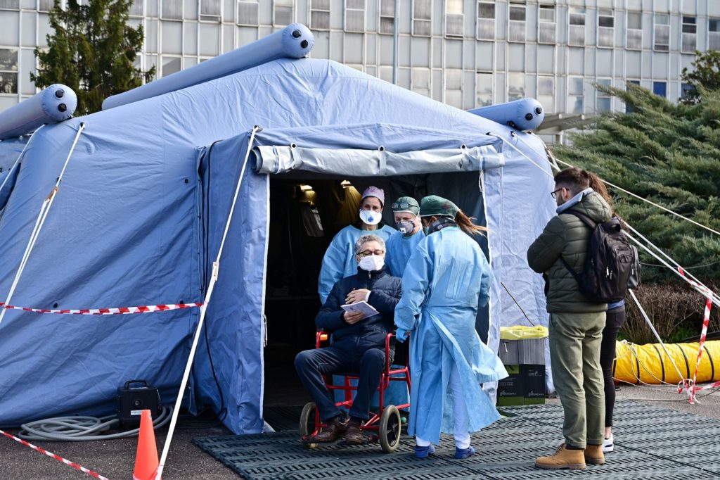 Koronavirusi: Si paraqitet situata në Shqipëri, Kosovë dhe në mbarë botën