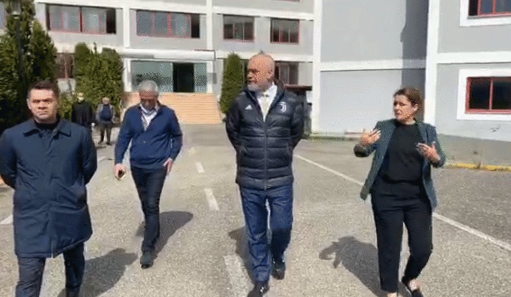 Ish-Universiteti privat do bëhet spital për COVID-19, Edi Rama: “Sfida jonë ta kthejmë brenda 30 ditësh”