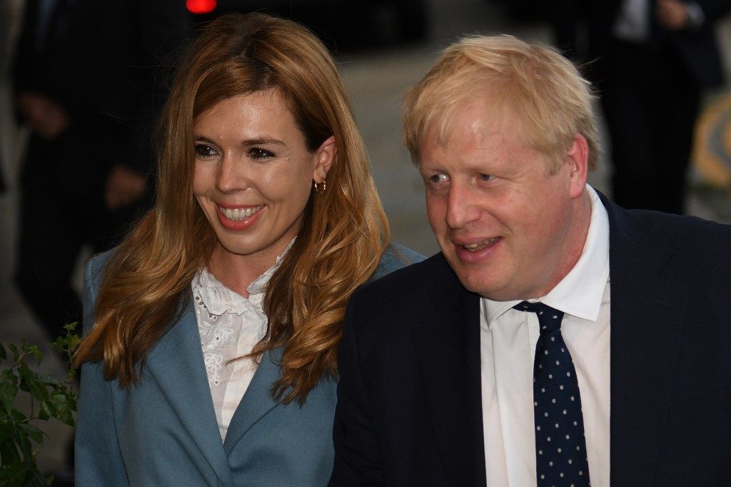Fëmija i parë me Carrie Symonds, Boris Johnson bëhet baba për herë të pestë