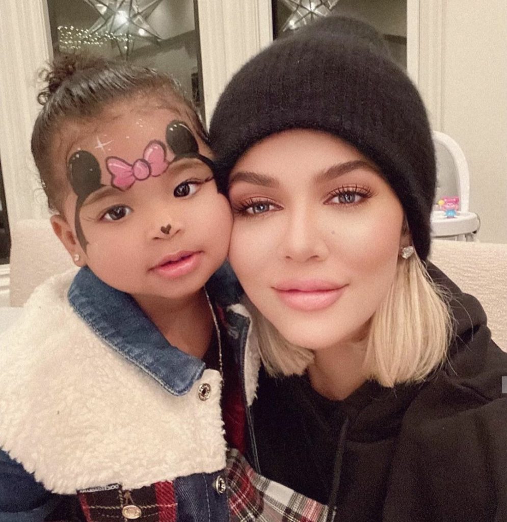 True feston ditëlindjen dhe Khloe Kardashian i paska organizuar një super festë