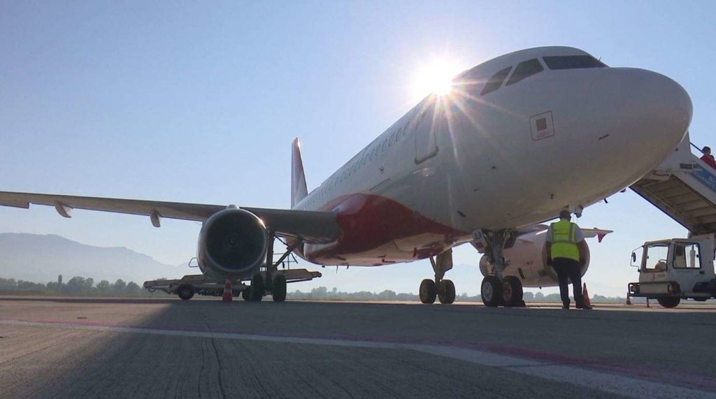 Riatdhesimet: Publikohen datat dhe oraret e fluturimeve për këtë javë
