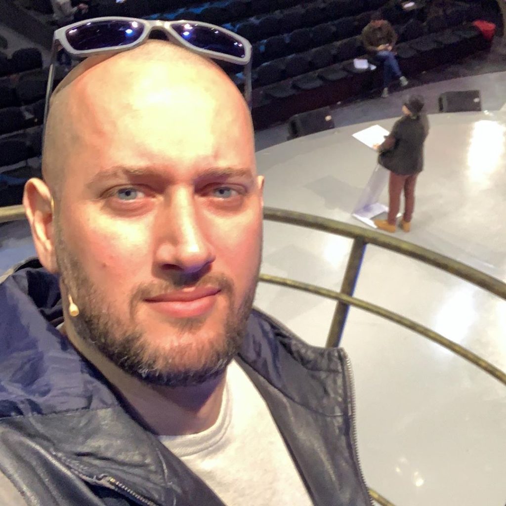 Florjan Binaj i zhgënjyer nga programi i ri i “Top Channel”: “Po promovon antivlerat!”