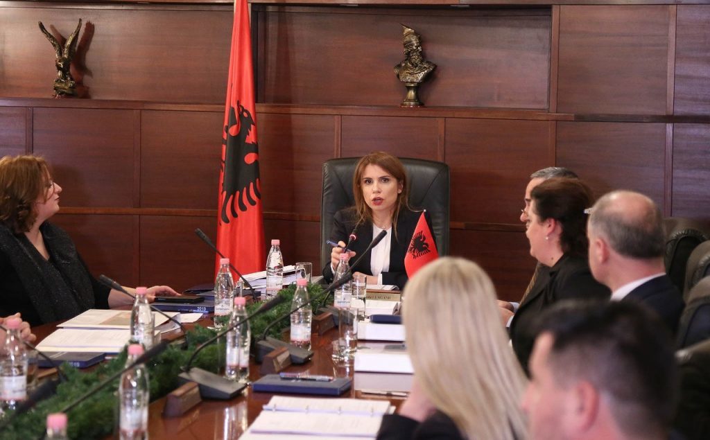 Pas peticionit të avokatëve KLGJ merr vendimin, ja kur do të rifillojnë proceset gjyqësore