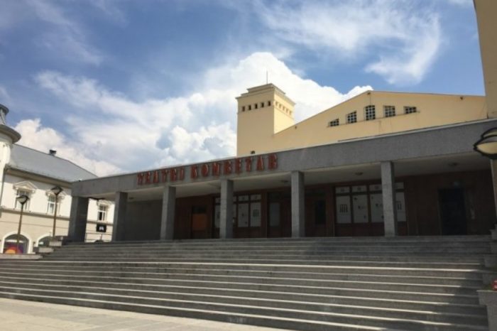 Pas prishjes së Teatrit, Kosova anulon shfaqjet teatrale në shenjë solidariteti