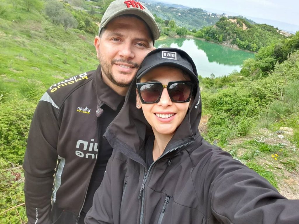 Arratisja romantike e Amit me Ermalin! Çifti lë karantinën për të kaluar kohën si dikur!