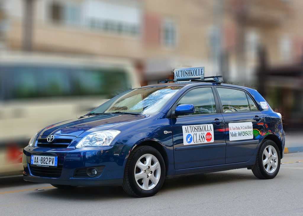 Hapen autoshkollat: Ja datat kur nisin regjistrimet dhe rregullat e reja