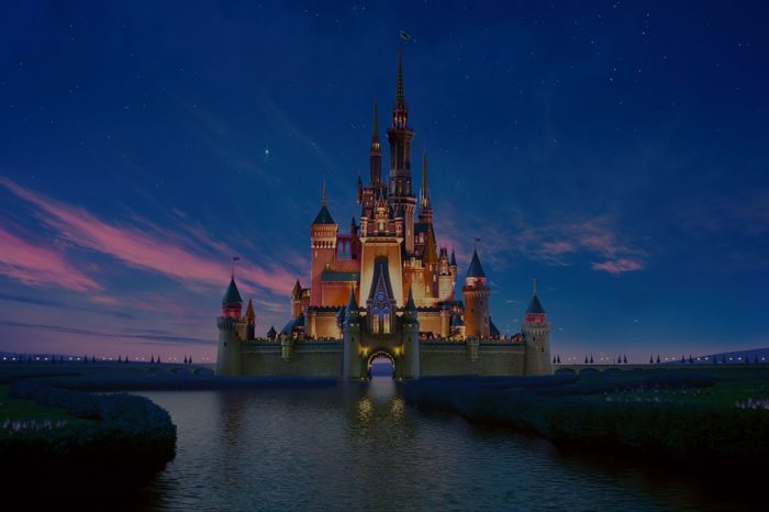 WOW! Disney rikthen filmin tonë të preferuar vizatimor të vieve '90
