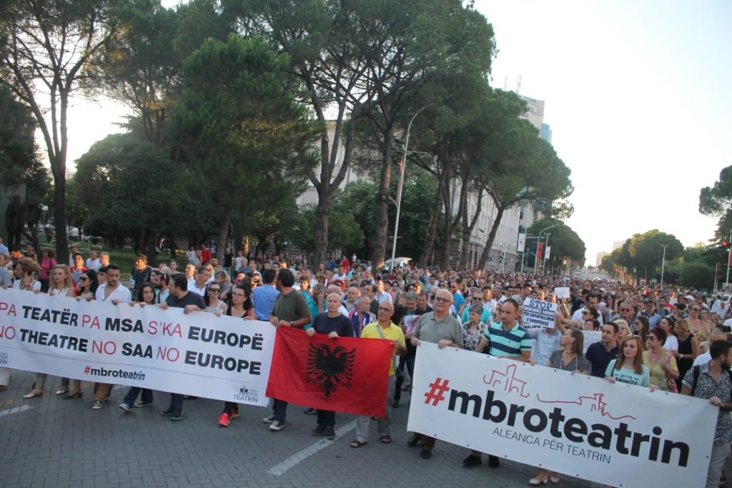 Njoftuan protestë ‘rrufe’ në Tiranë! Aleanca tubim sensibilizues në Durrës, ja detajet