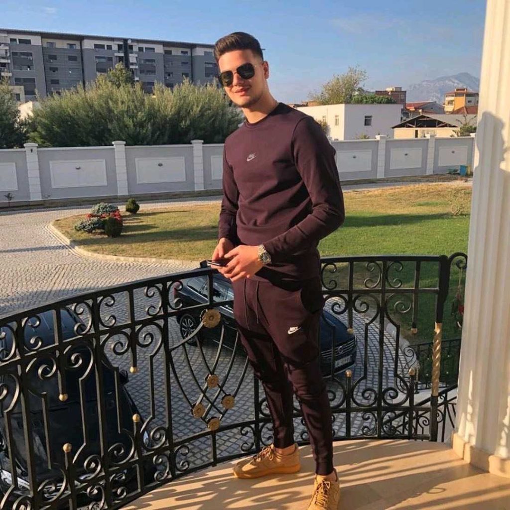 Sherri me karrige e thyerje gotash në ish-Bllok: Protagonistë djali i Tom Doshit dhe nipi i Aqif Rakipit