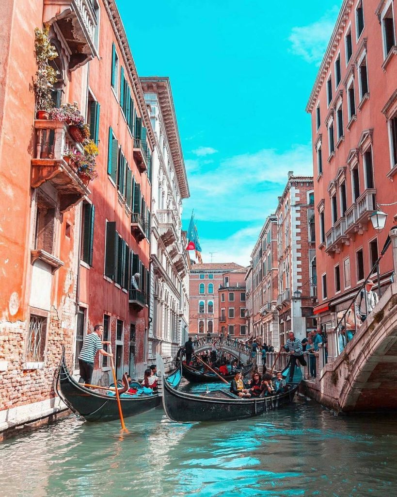 3 muaj pas izolimit, Italia rihap kufijtë për turistët evropianë!