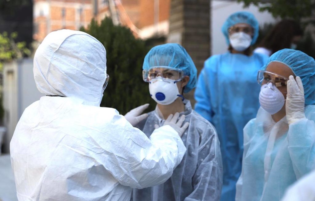 20 të infektuar me COVID-19 në 24 orët e fundit! Tirana, vatra më e nxehtë