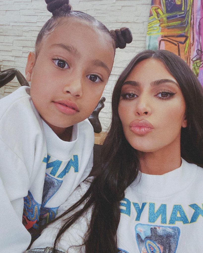 North mbushi 7 vjeç dhe dhuratat nuk mund të ishin më të ëmbla! Ja pamjet nga festa në fermën e Kim dhe Kanye-s!