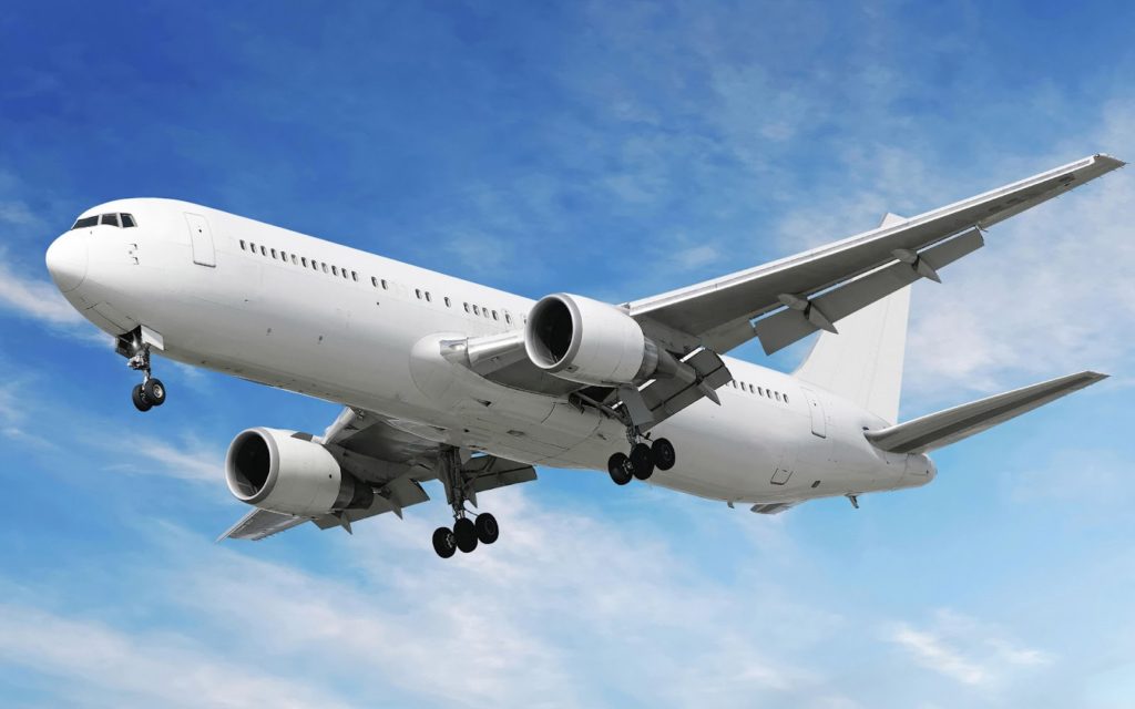 Pandemia anuloi fluturimin e mbi 200 avionëve charter në Shqipëri