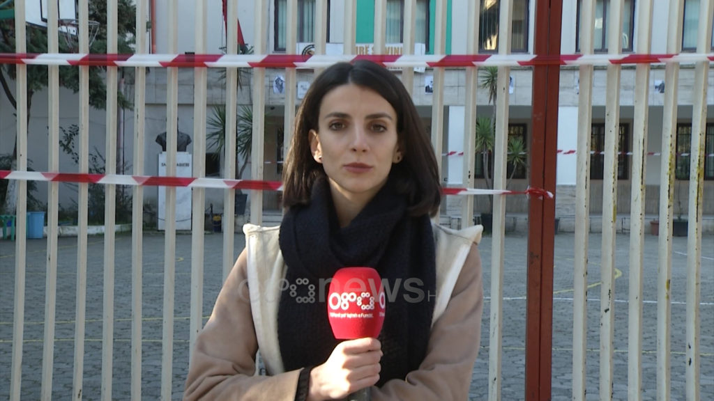Videoja e nxënësit autik u bë virale, gazetarja që e intervistoi kërkon falje: “U ndjeva shumë keq!”