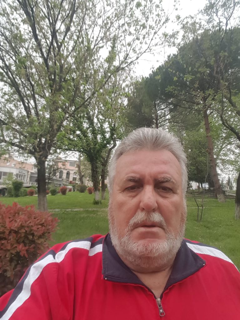 “Ulërima nga dhembjet dhe mjekë që vraponin”! Ish-pacienti i Infektivit bën rrëfimin që të fut dridhmat