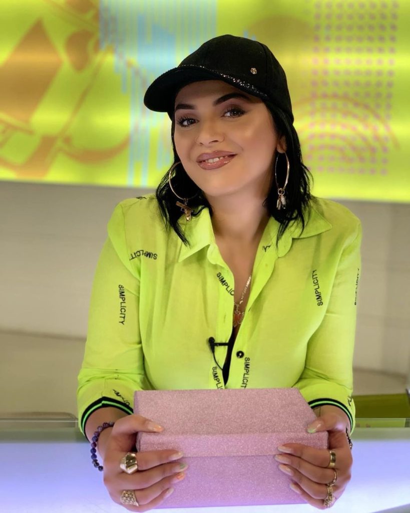 WOW! Fifi poston foton e rrallë nga pushimet dhe s’po u besojmë dot syve sa ka ndryshuar pas rënies në peshë!
