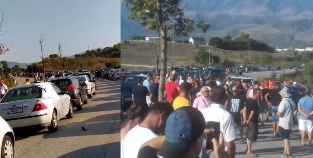 Do të hiqet tamponi për të kaluar kufirin në Greqi! MEPJ: “Ja cilët duhet ta bëjnë”!