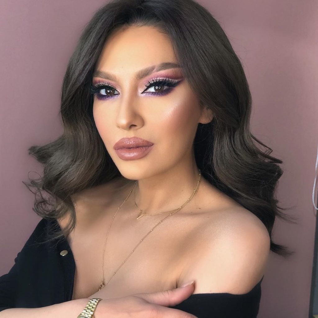 Adelina Ismaili arratiset drejt Francës me pushime! Ja pamjet e ëmbla me partnerin Vali dhe Uliksin e vogël
