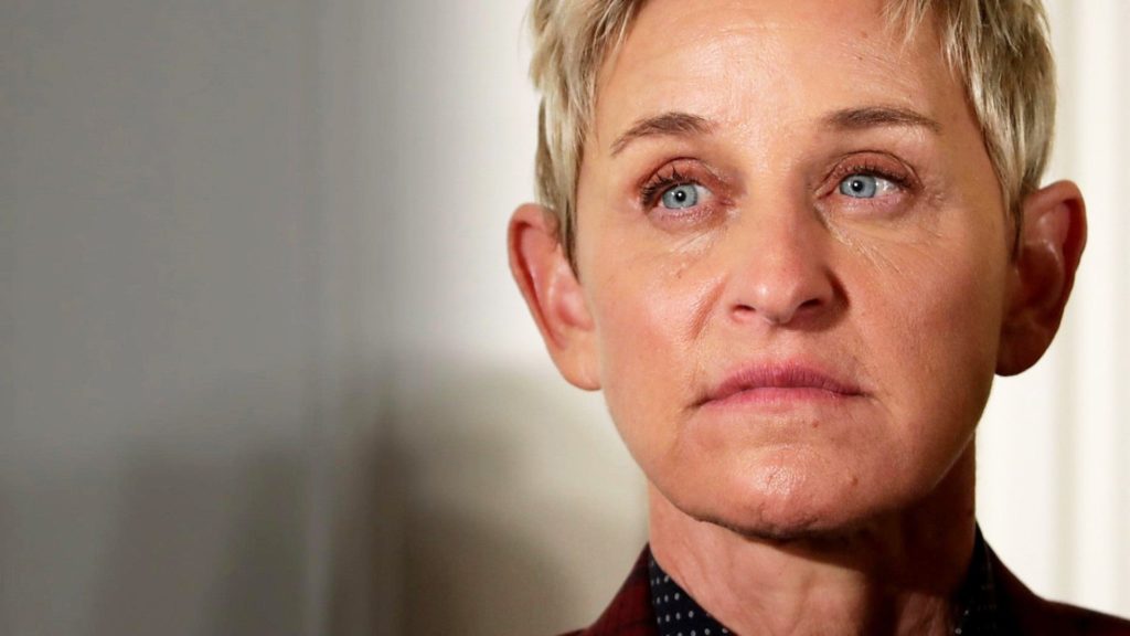 Do të heqë dorë nga emisioni Ellen DeGeneres? Më në fund një nga miqtë e saj të shumtë VIP, i doli në mbrojtje publikisht!