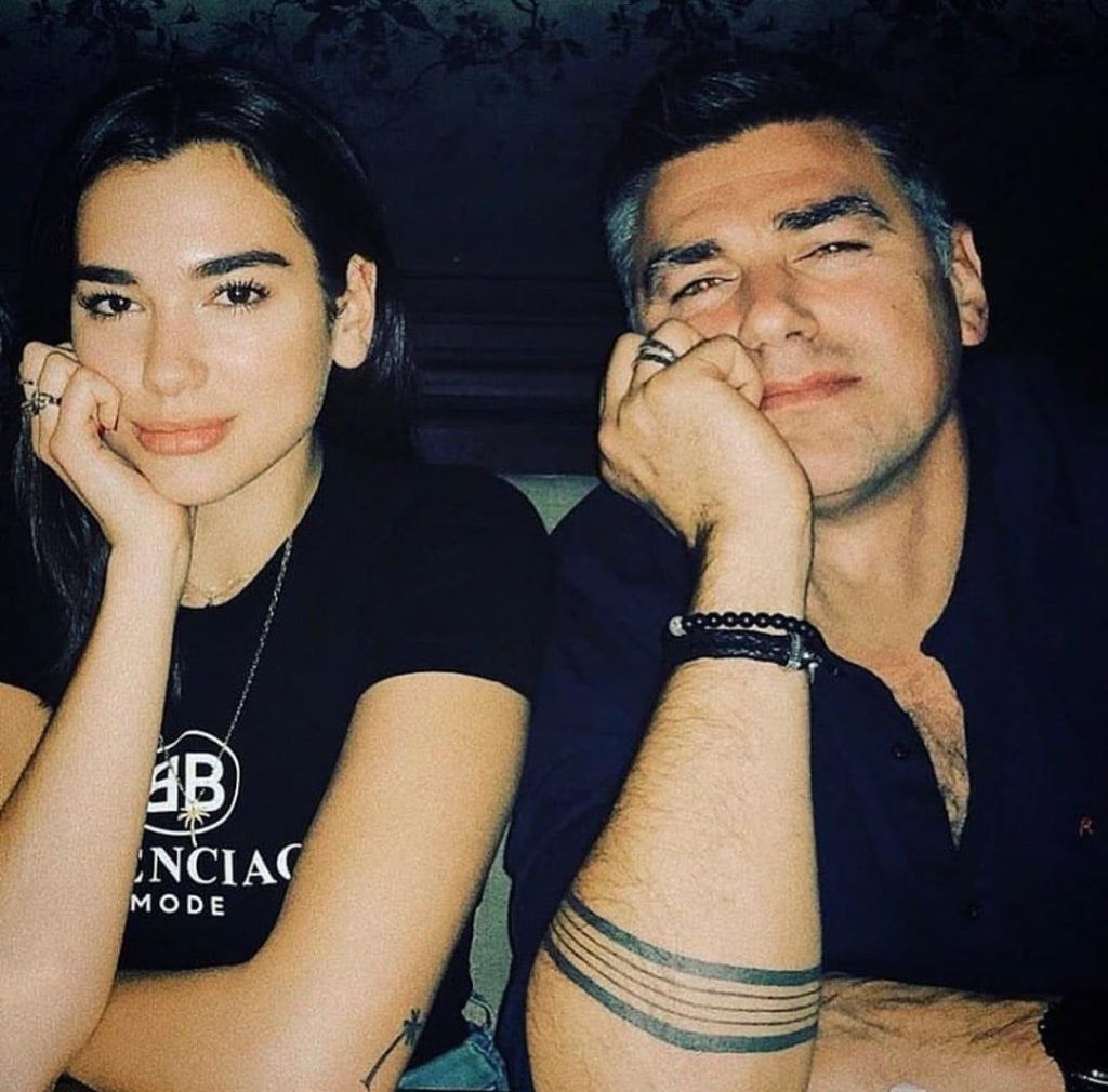 Familja e Dua Lipës viziton Parkun Kombëtar të Butrintit dhe të gjithë fansat një kërkesë kanë!