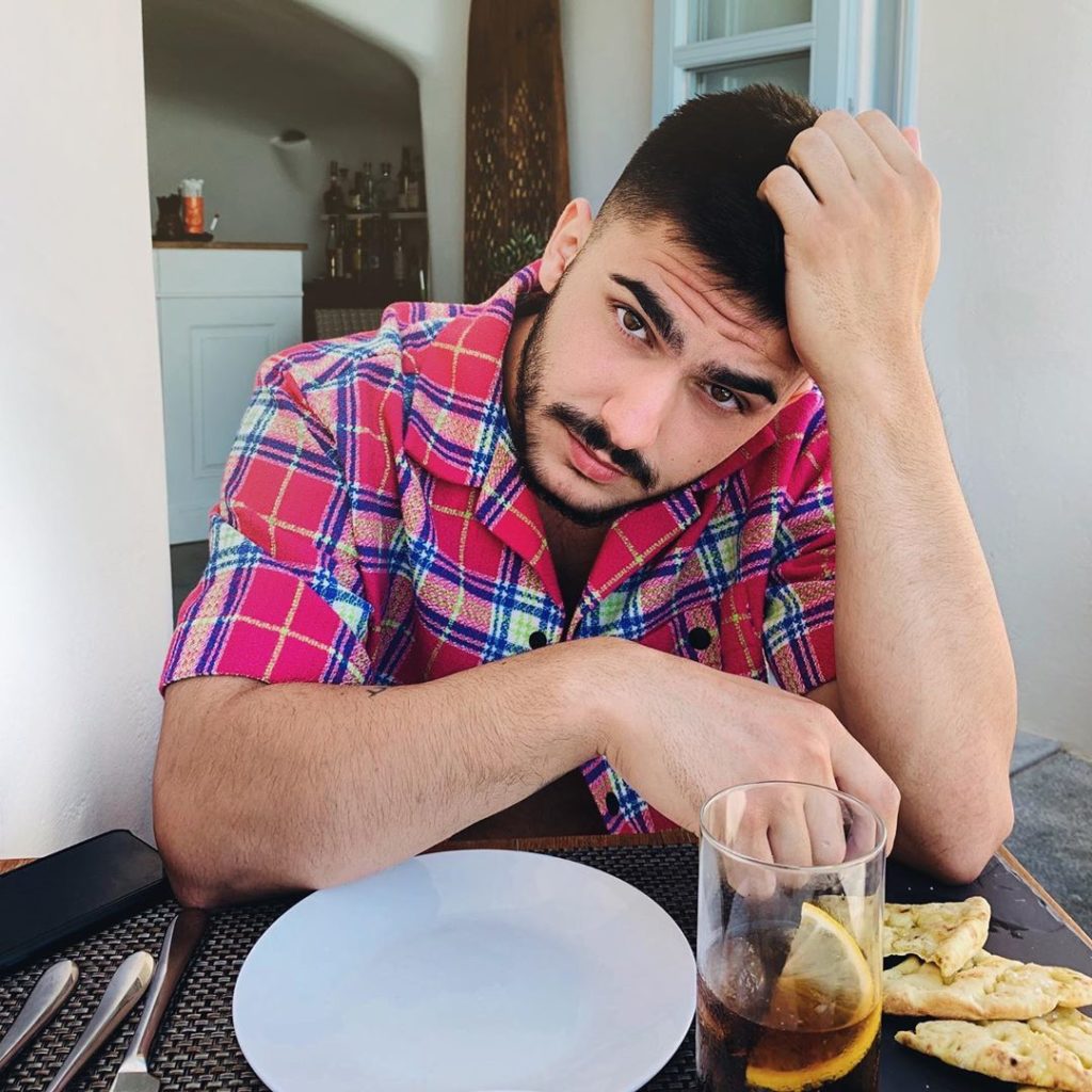 “Dashuri e përjetshme!”, Butrint Imeri bën dedikimin romantik për personin e veçantë