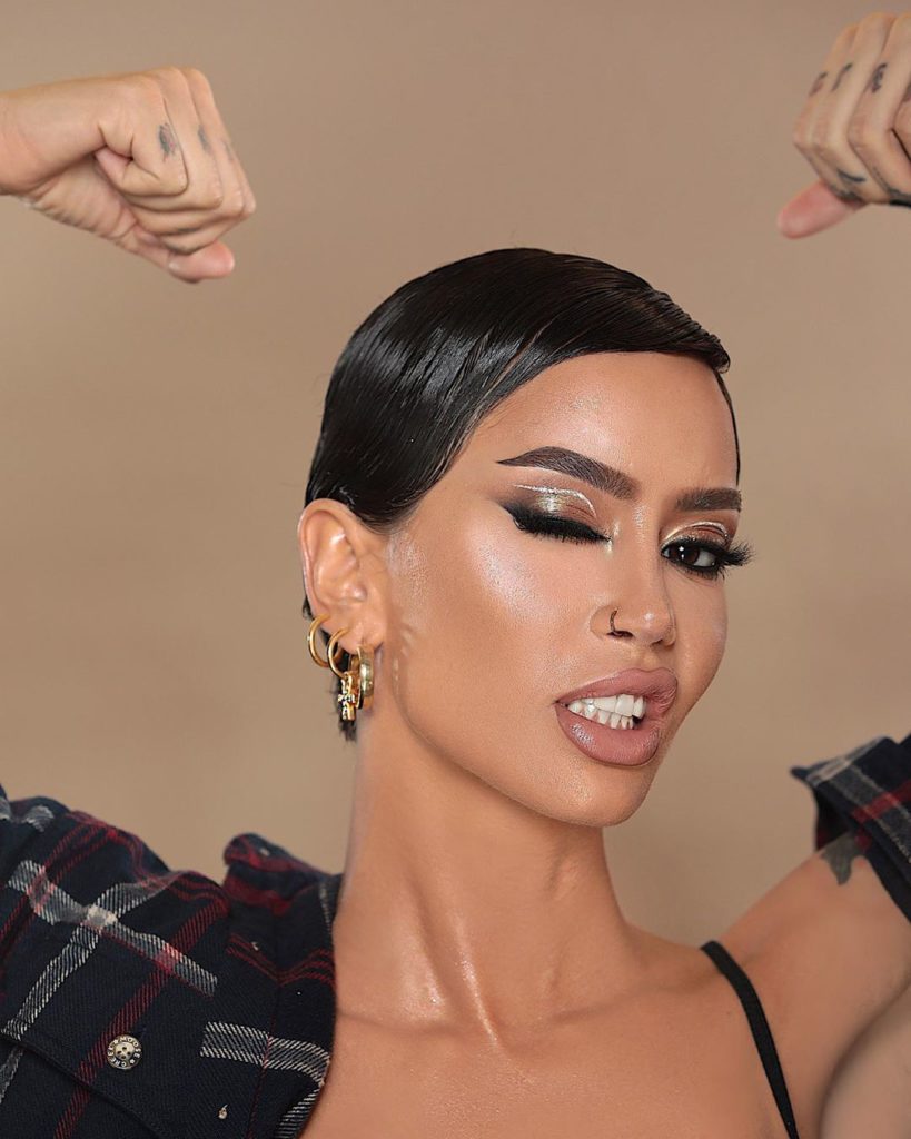 Ditë e re, tatuazh i ri! Dafina Zeqiri pikturon sërish trupin e saj dhe ja çfarë vendosi këtë herë