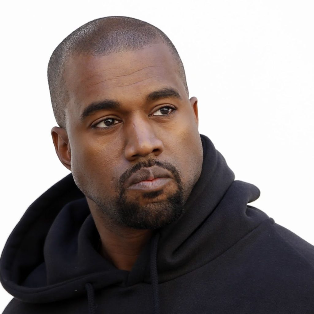 Shpërthen Kanye West, urinon mbi kupën e Grammy-t dhe bën deklaratën shokuese!