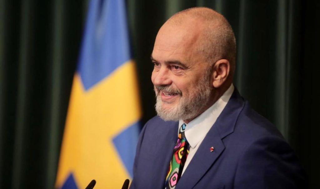 Rama: Nga java e ardhshme, maska e detyruar kudo! Gjoba do të vijë bashkë me faturën e dritave!