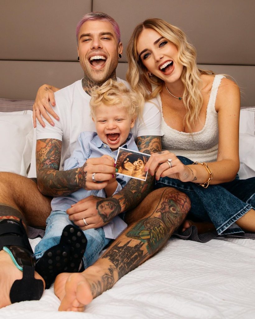 Vajzë apo djalë? Zbulohet gjinia e bebes së Chiara Ferragni dhe Fedez!