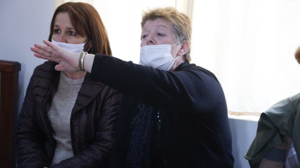 Naftëtaret i përvishen ftesës së Ramës: Dalim vetëm të vdekura! Eja në Ballsh, na jep rrogat