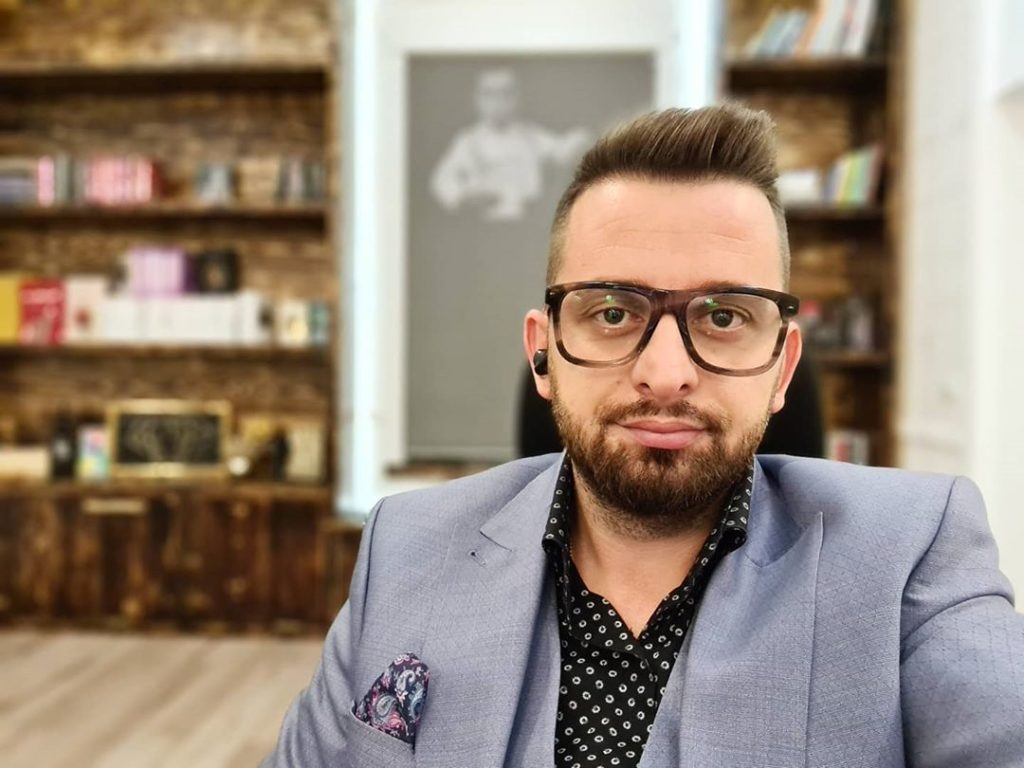 Në 32-vjetorin e lindjes, Erion Isai liston arsyet pse ky përvjetor është më i bekuari për të!