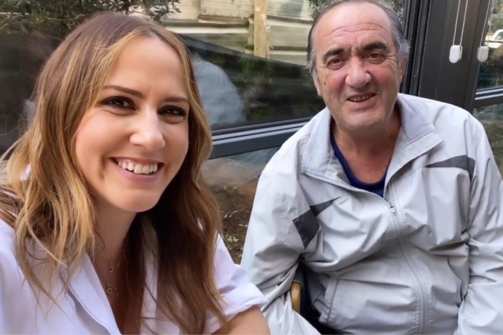 “U takuam pas 3 javësh!” Arbana takon babain për herë të parë pasi fitoi betejën me Covid-19!