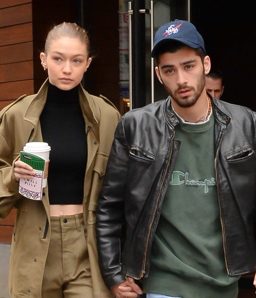 Na zbukuruan ditën! Gigi dhe Zayn publikojnë foton e parë familjare me të voglën e tyre