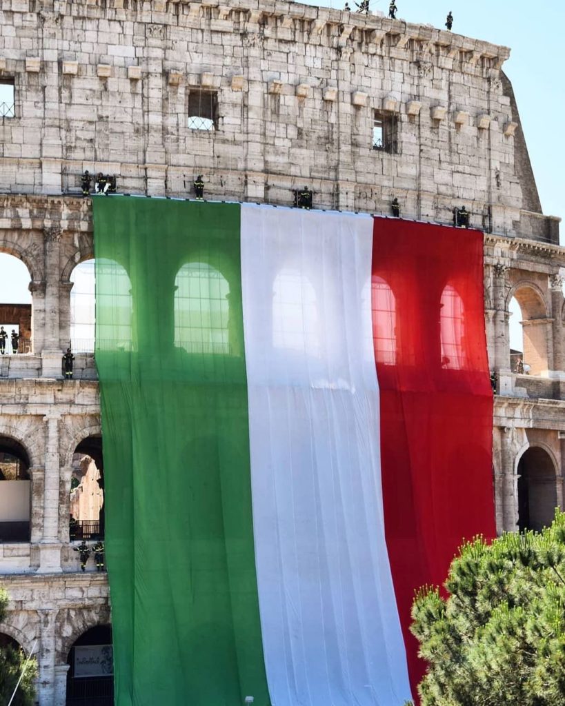 Italia sërish në gjendje alarmuese nga Covid-19, ekspertët kërkojnë mbylljen e dytë kombëtare