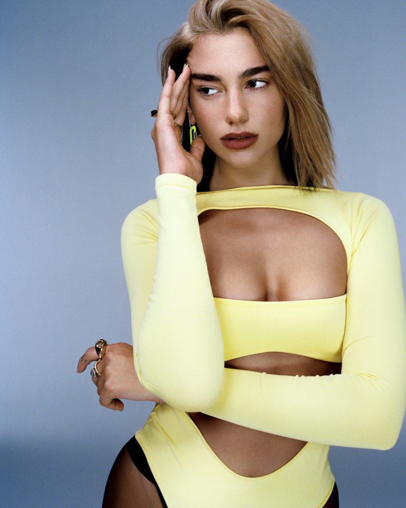 E bënë meme në rrjet, Dua Lipa rrëfen si videoja virale i shkaktoi probleme me shëndetin mendor