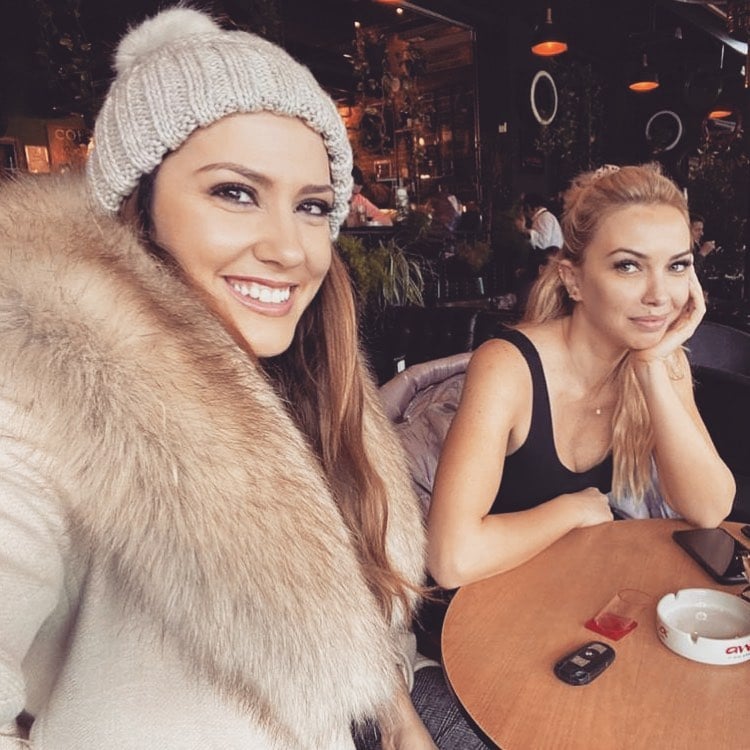 Si ja bën Arbana për të fjetur gjumë me një fëmijë të vogël? Xhemi Shehu sapo i zbuloi sekretin