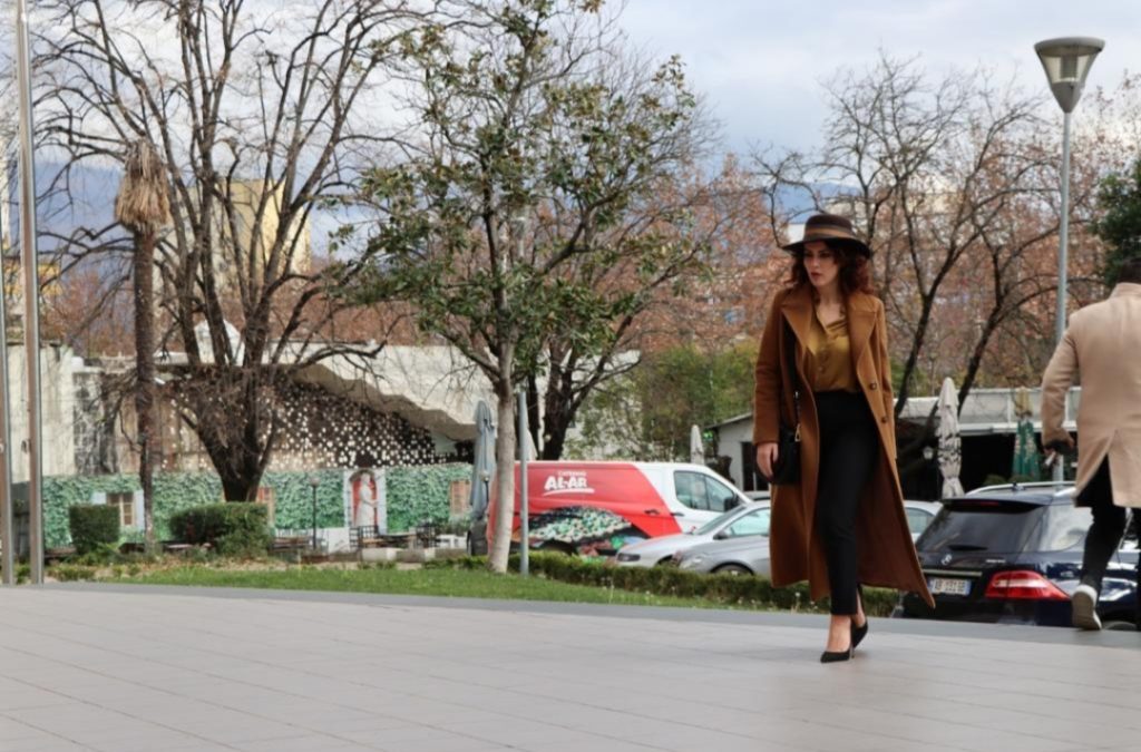 Si asnjëherë më parë! Grida Duma shfaqet me një ndryshim në look dhe duket kaq bukur!