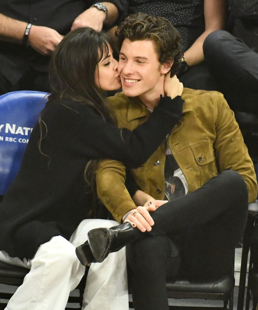Live në emision, Shawn Mendes tregon mesazhet e fundit me Camila Cabellon dhe të gjithë prisnin tjetër gjë!