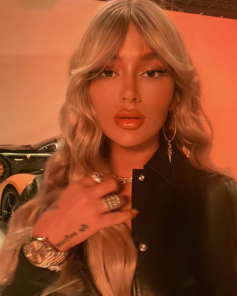 Më në fund! Loredana publikon albumin e ri “Medusa”, që nxjerr në dritë të pathënat e jetës së saj