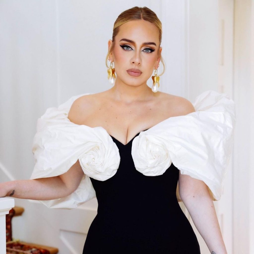 Adele ‘mposht’ Taylor Swift, albumi i ri është një sukses vetëm pak ditë pas publikimit
