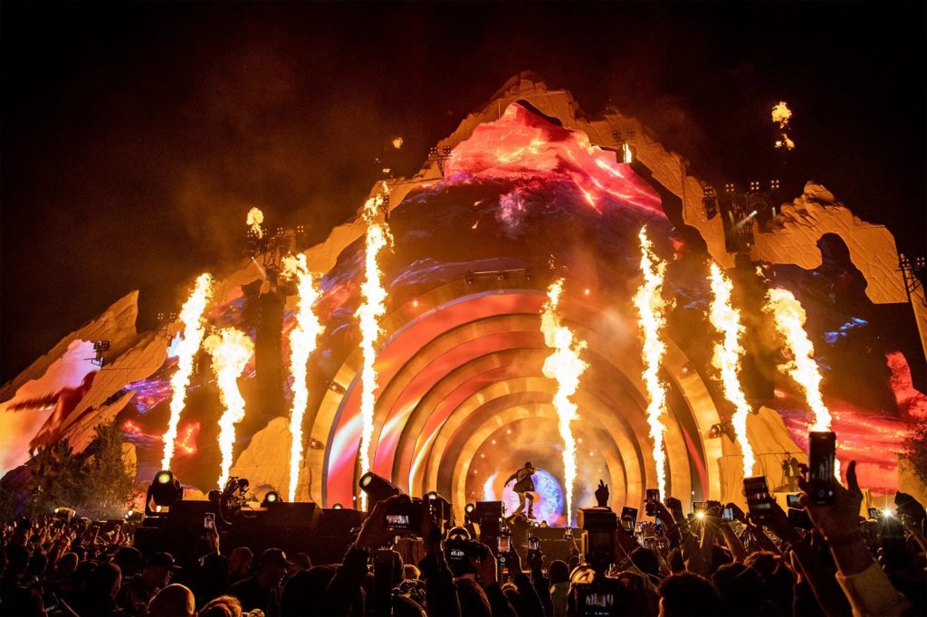 Festivali kthehet në tragjedi, 8 persona humbasin jetën gjatë performancës së Travis Scott