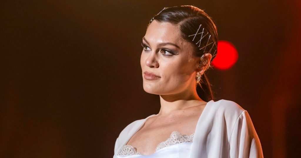 Paska qenë shtatzënë! Jessie J humb fëmijën