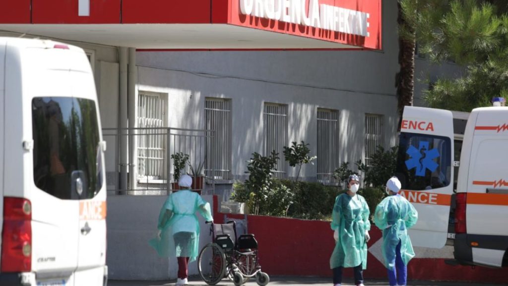 Rritet ndjeshëm numri i viktimave në Shqipëri! Bilanci i Covid-19 në 24 orë